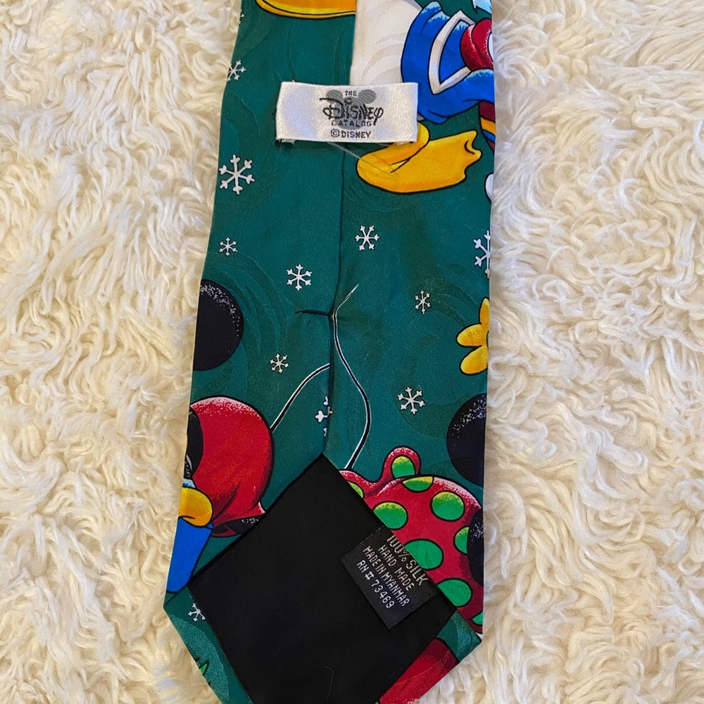 Disney • Holiday Mickey Mouse & Friends Necktie - Picture 5 of 6